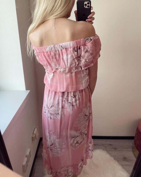 Roosa lilleline eest lühem kleit